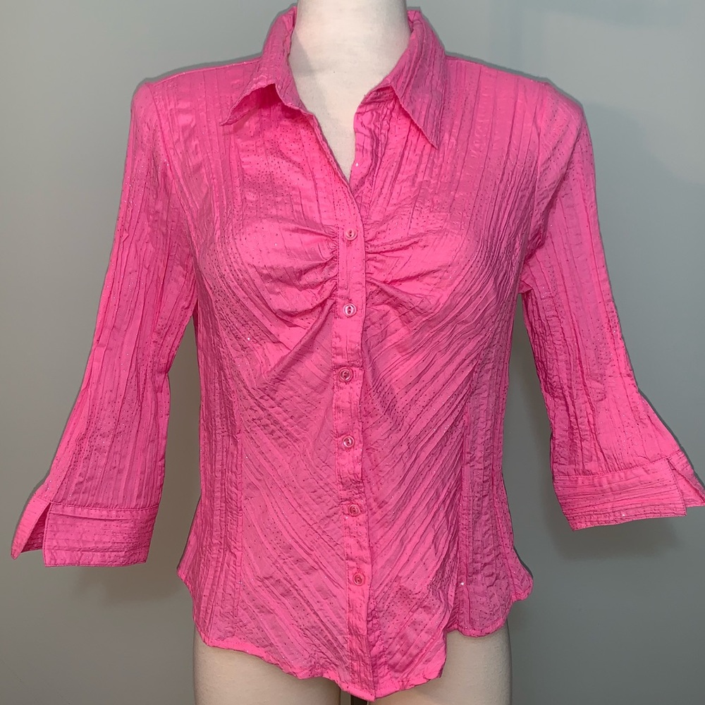 🔥 Pink button down with sparkle